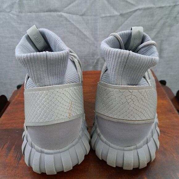 %Adidas Tubular Doom Metallic Silver 2016 Size 13 Men A53 main image 5